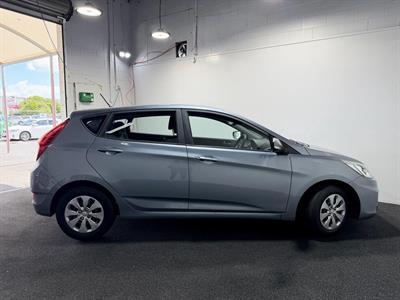 2018 Hyundai Accent - Thumbnail