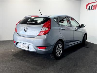 2018 Hyundai Accent - Thumbnail