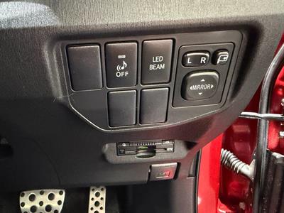 2014 Toyota Prius - Thumbnail