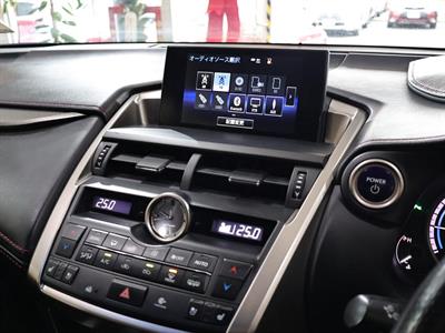 2015 Lexus NX 300h - Thumbnail