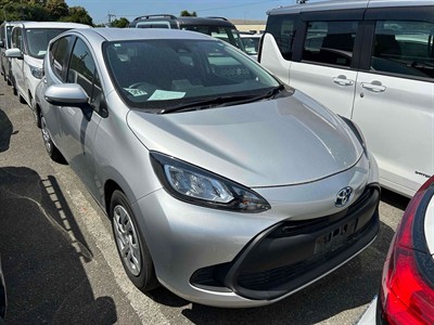 2021 Toyota Aqua - Thumbnail