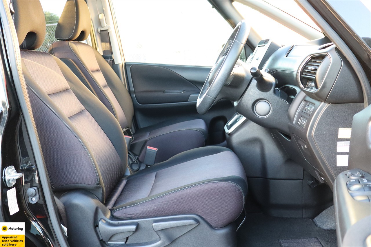2017 Nissan Serena