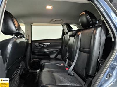 2015 Nissan X-Trail - Thumbnail