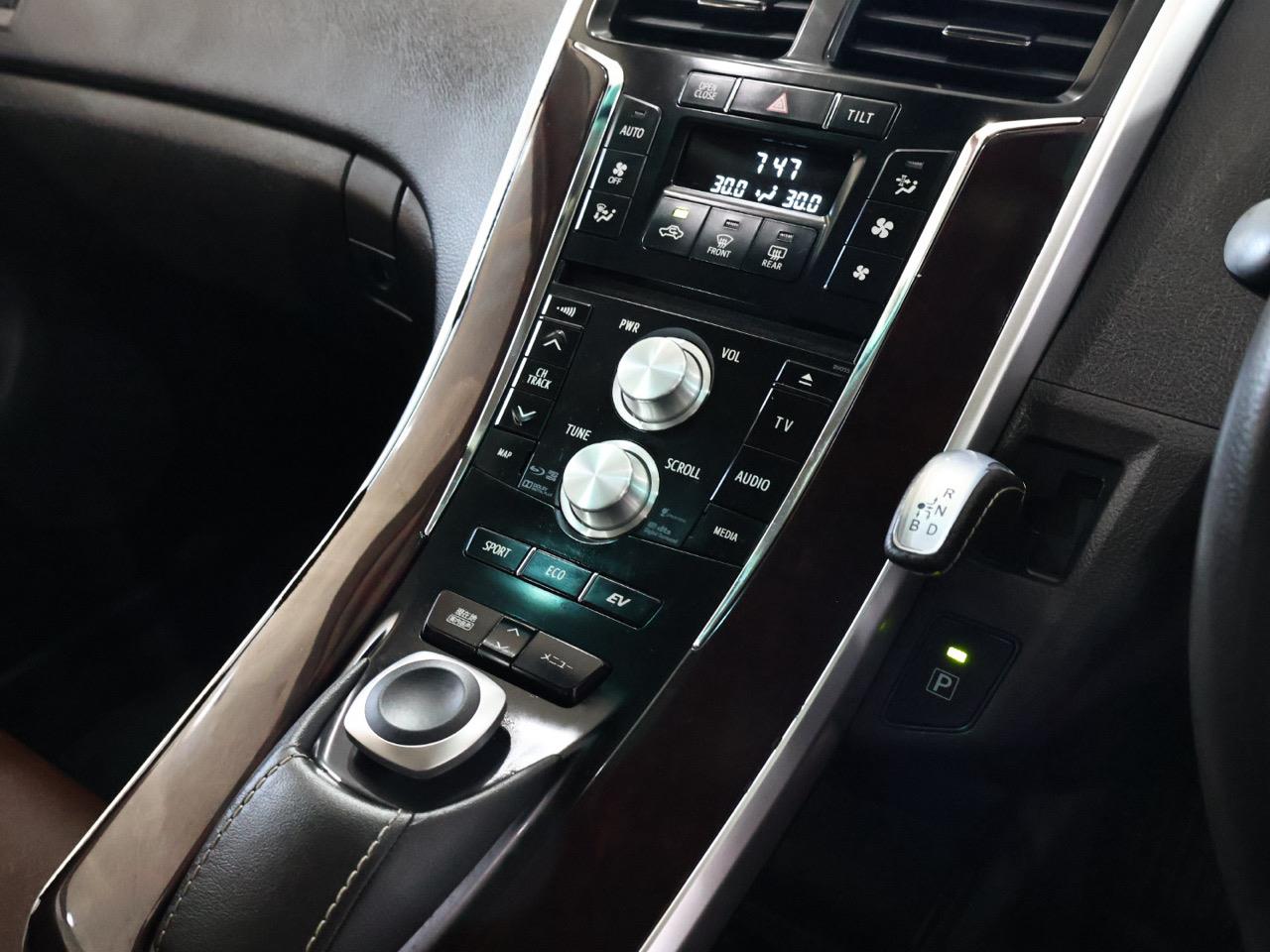 2013 Toyota Sai