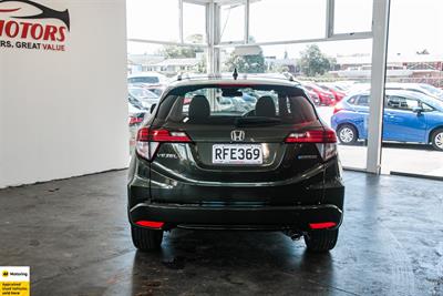 2015 Honda Vezel - Thumbnail