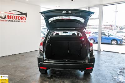 2015 Honda Vezel - Thumbnail