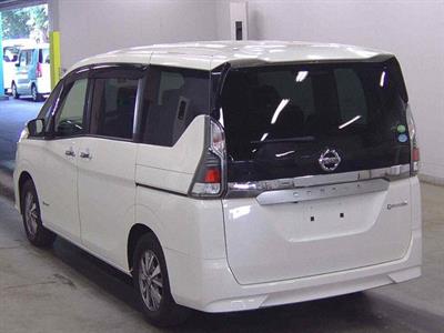 2019 Nissan serena - Thumbnail