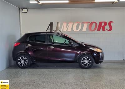 2010 Mazda Demio - Thumbnail