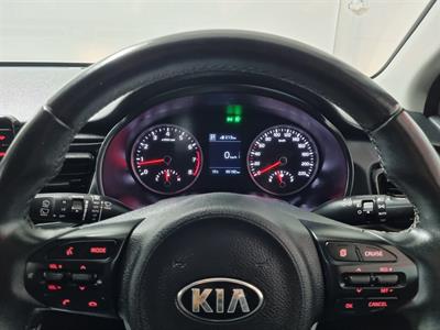 2017 Kia Rio - Thumbnail