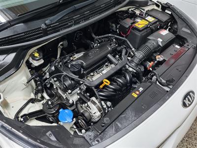 2017 Kia Rio - Thumbnail