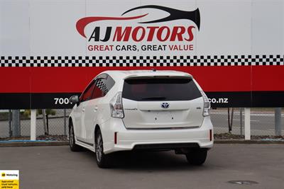 2012 Toyota Prius - Thumbnail