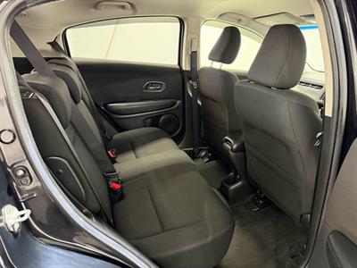 2015 Honda Vezel - Thumbnail