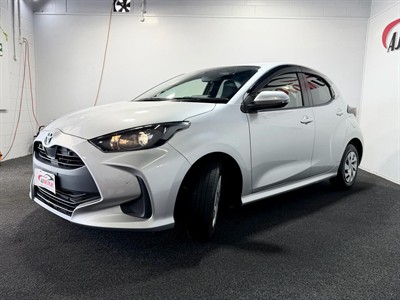 2020 Toyota Yaris - Thumbnail