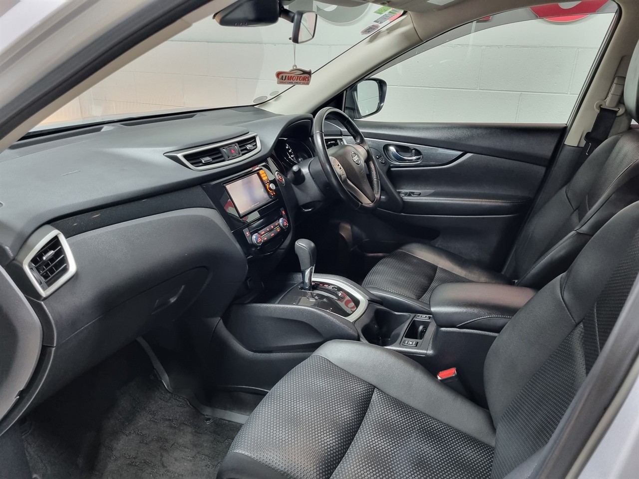 2015 Nissan X-Trail