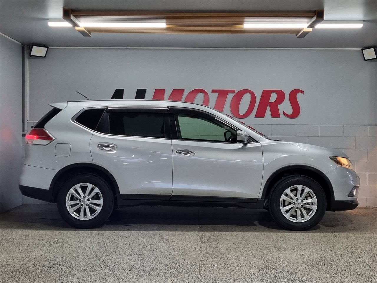 2015 Nissan X-Trail