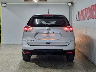 2015 Nissan X-Trail - Thumbnail
