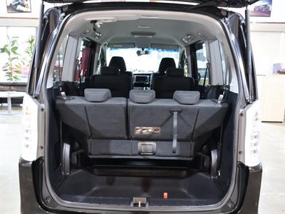 2013 Honda STEPWAGON - Thumbnail