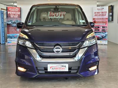 2018 Nissan Serena - Thumbnail