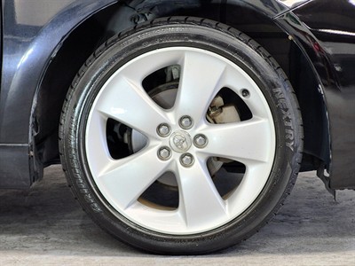 2013 Toyota Prius - Thumbnail