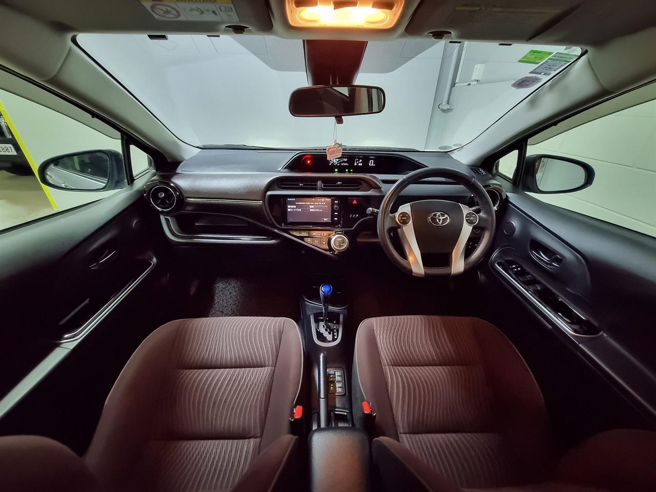2016 Toyota Aqua