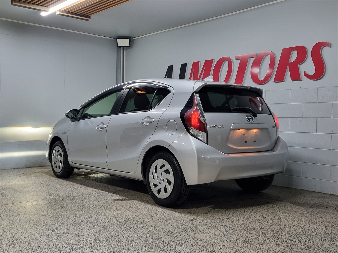 2016 Toyota Aqua
