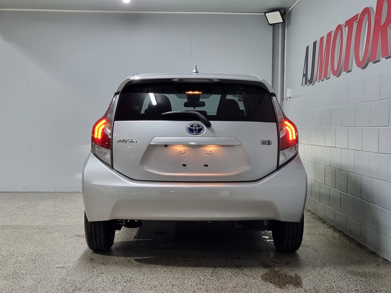 2016 Toyota Aqua