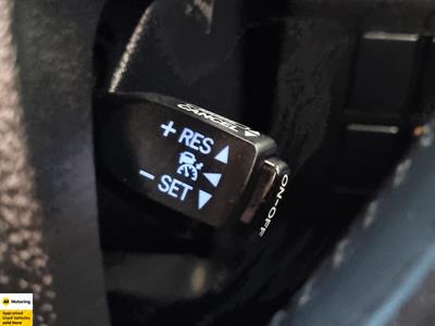 2017 Toyota Vellfire - Thumbnail