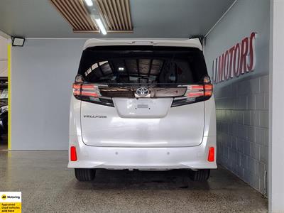 2017 Toyota Vellfire - Thumbnail