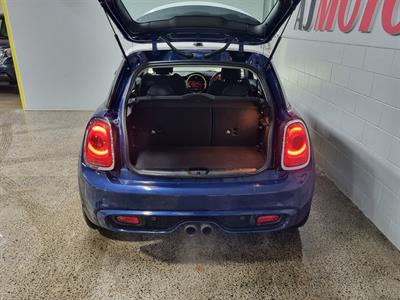 2016 BMW Mini - Thumbnail
