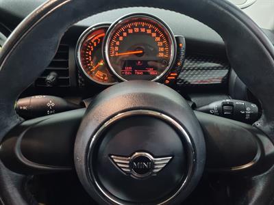 2016 BMW Mini - Thumbnail