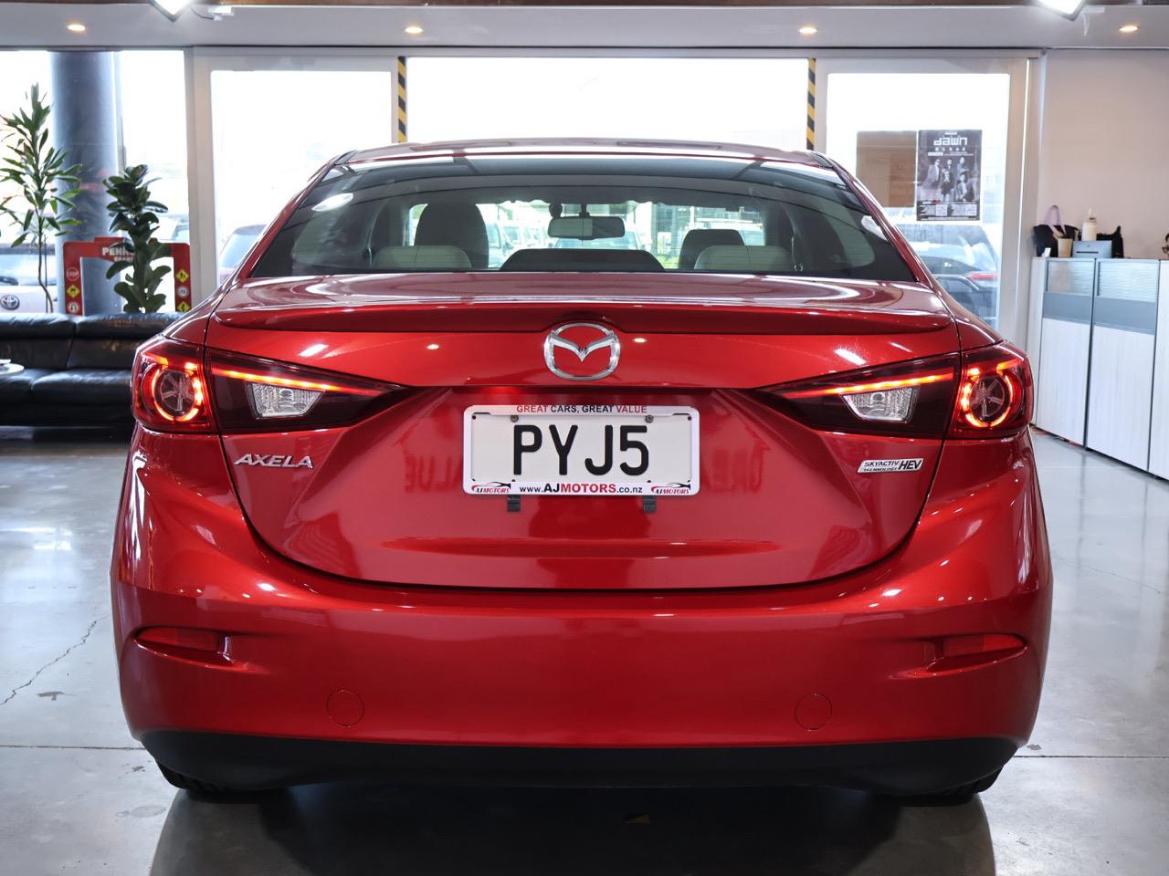 2014 Mazda Axela