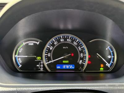 2015 Toyota Esquire - Thumbnail