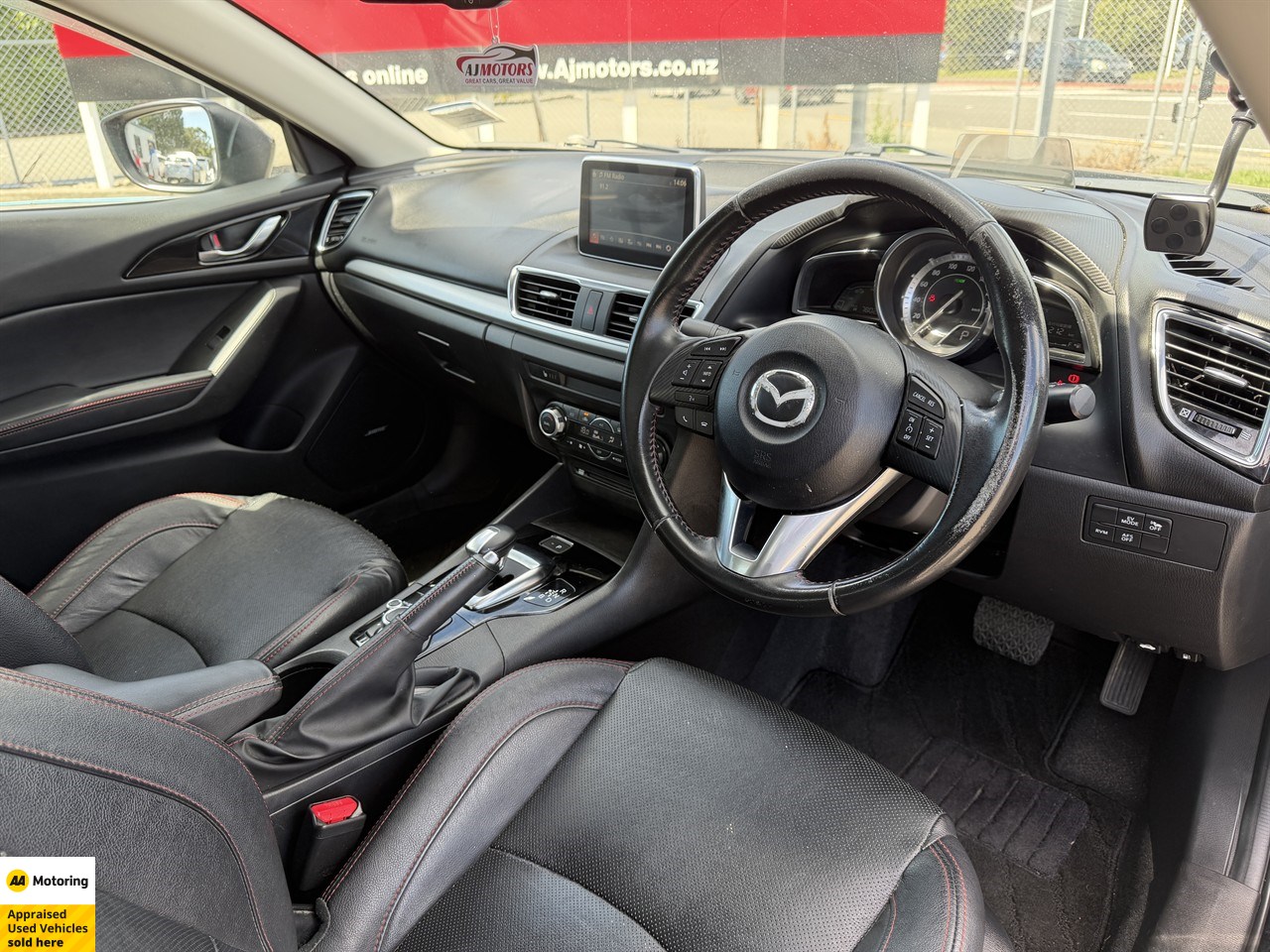 2013 Mazda Axela