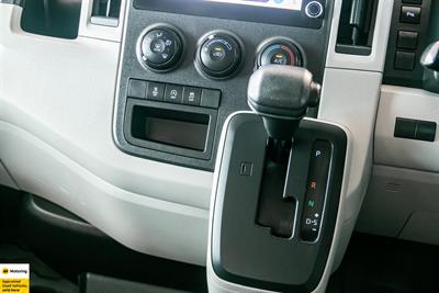 2024 Toyota Hiace - Thumbnail