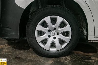 2024 Toyota Hiace - Thumbnail