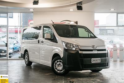 2024 Toyota Hiace - Thumbnail