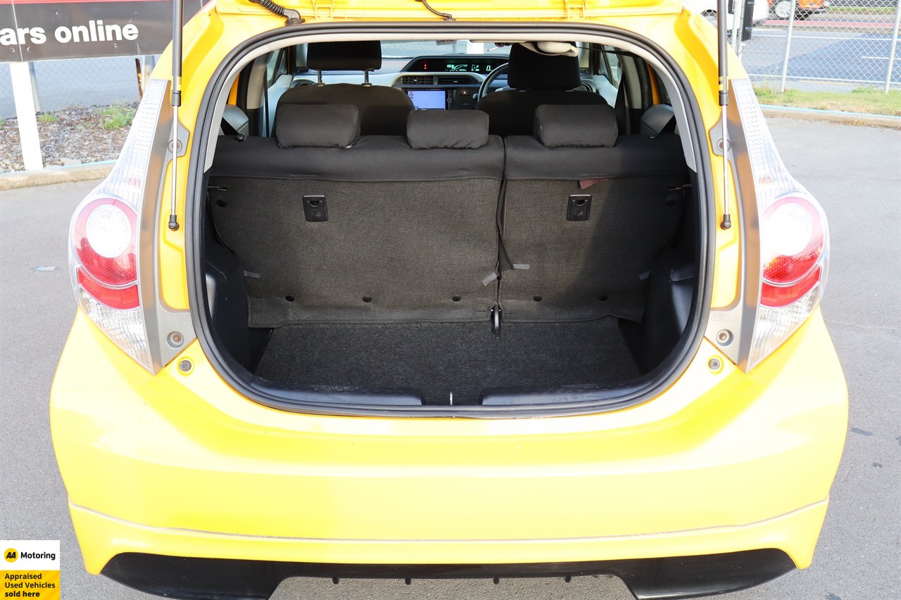 2013 Toyota Aqua
