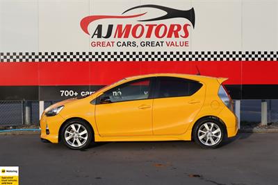 2013 Toyota Aqua - Thumbnail