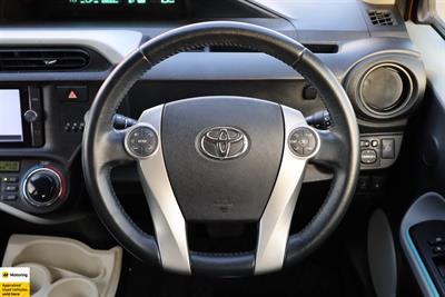 2013 Toyota Aqua - Thumbnail