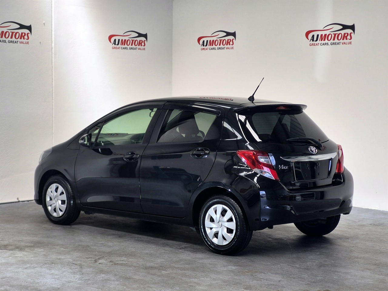 2014 Toyota Vitz