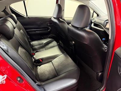 2014 Toyota Aqua - Thumbnail