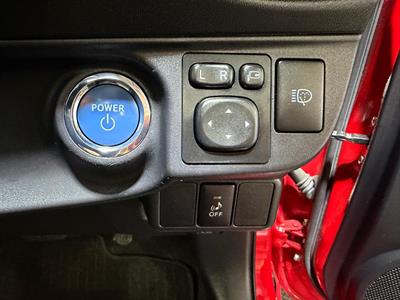 2014 Toyota Aqua - Thumbnail