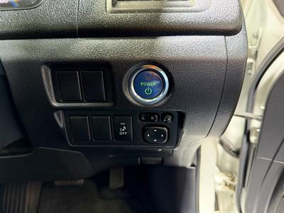 2012 Toyota Sai - Thumbnail