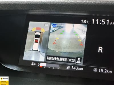 2016 Nissan Serena - Thumbnail