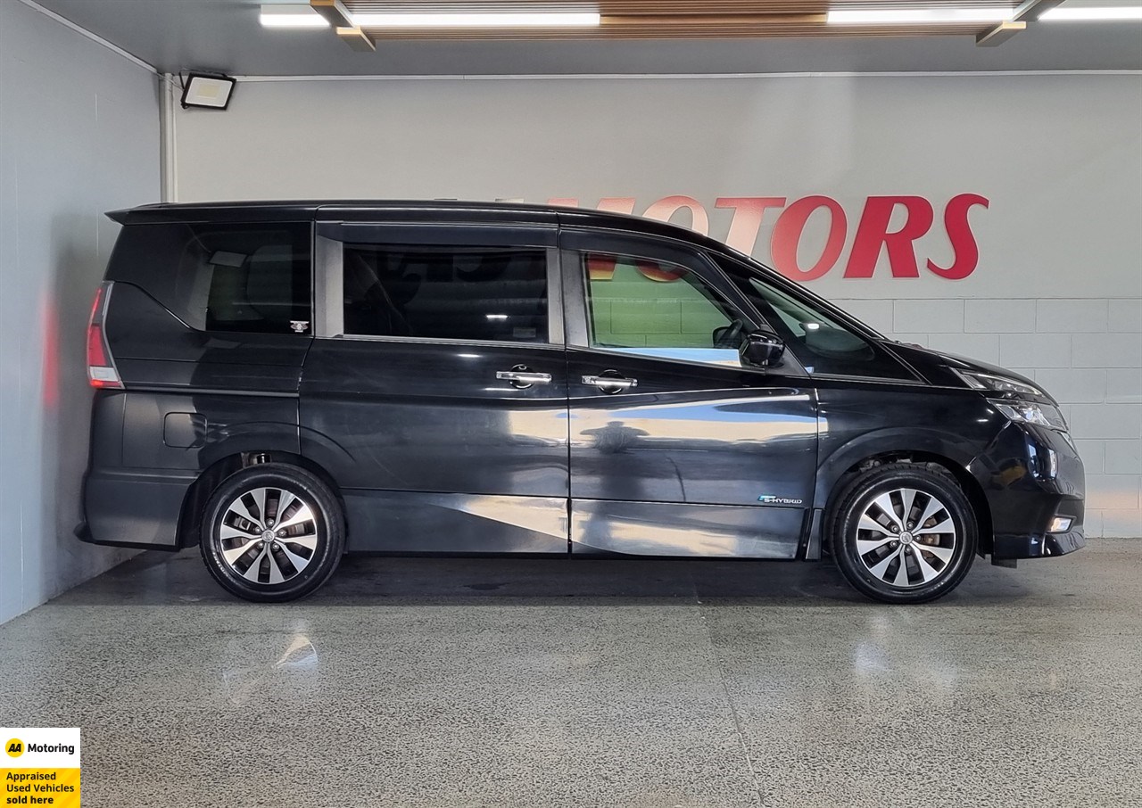 2016 Nissan Serena