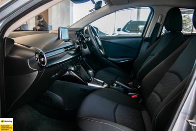 2014 Mazda Demio - Thumbnail