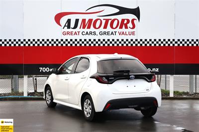 2021 Toyota Yaris - Thumbnail