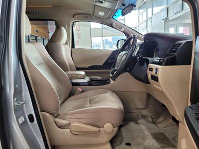 2012 Toyota Alphard - Thumbnail