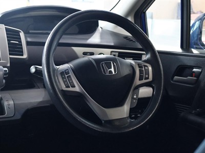 2014 Honda Freed - Thumbnail