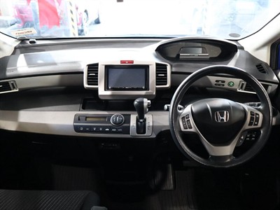 2014 Honda Freed - Thumbnail